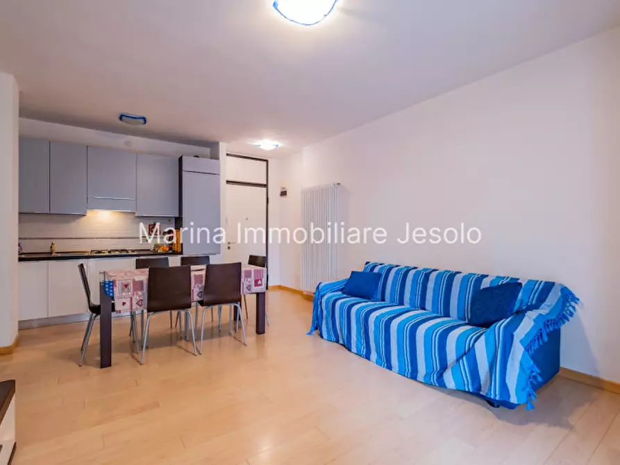 Immagine 5 di Appartamento in vendita  in via padova a Jesolo