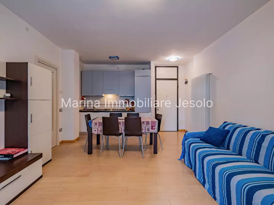Immagine 8 di Appartamento in vendita  in via padova a Jesolo