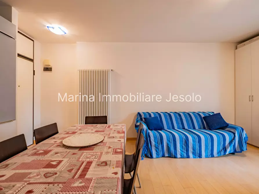 Immagine 10 di Appartamento in vendita  in via padova a Jesolo