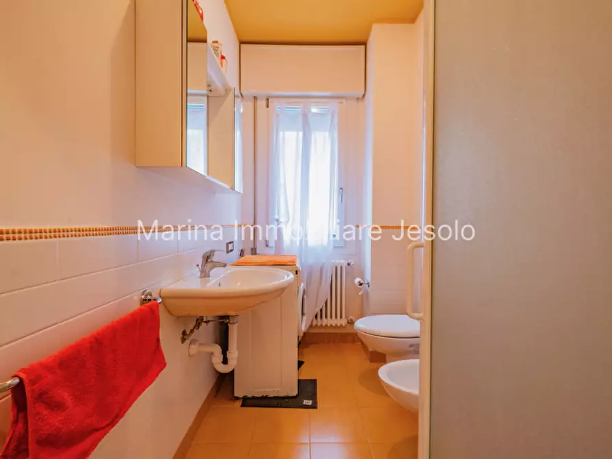 Immagine 17 di Appartamento in vendita  in via padova a Jesolo