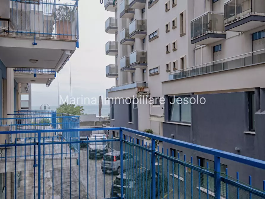 Immagine 21 di Appartamento in vendita  in via padova a Jesolo