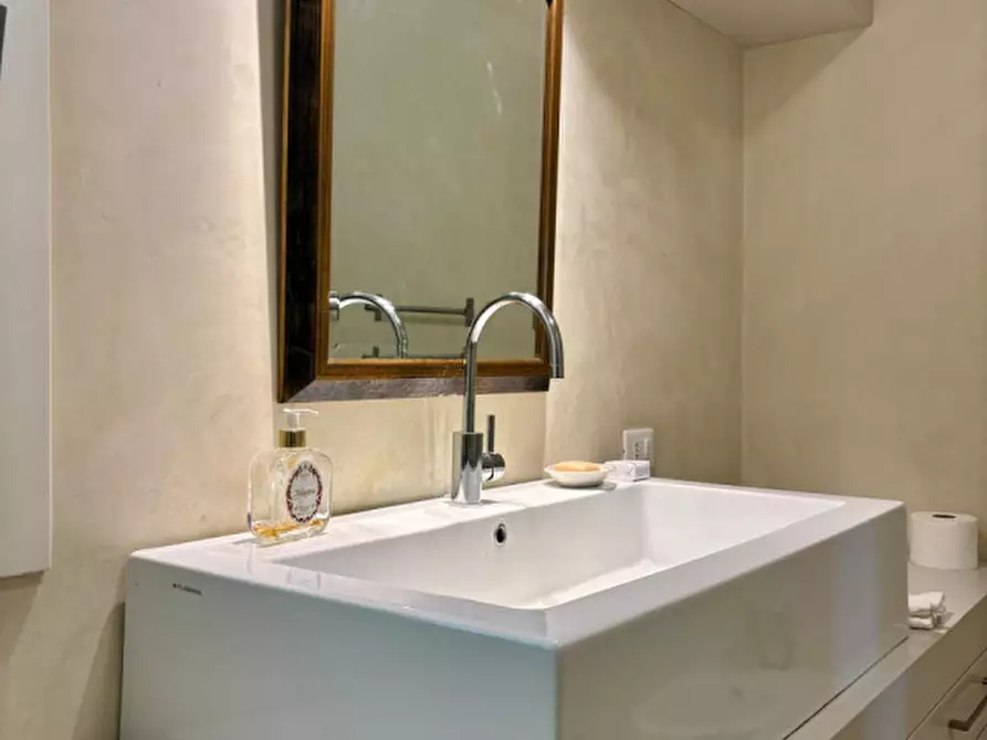 Immagine 11 di Rustico / casale in vendita  in val liona a Val Liona