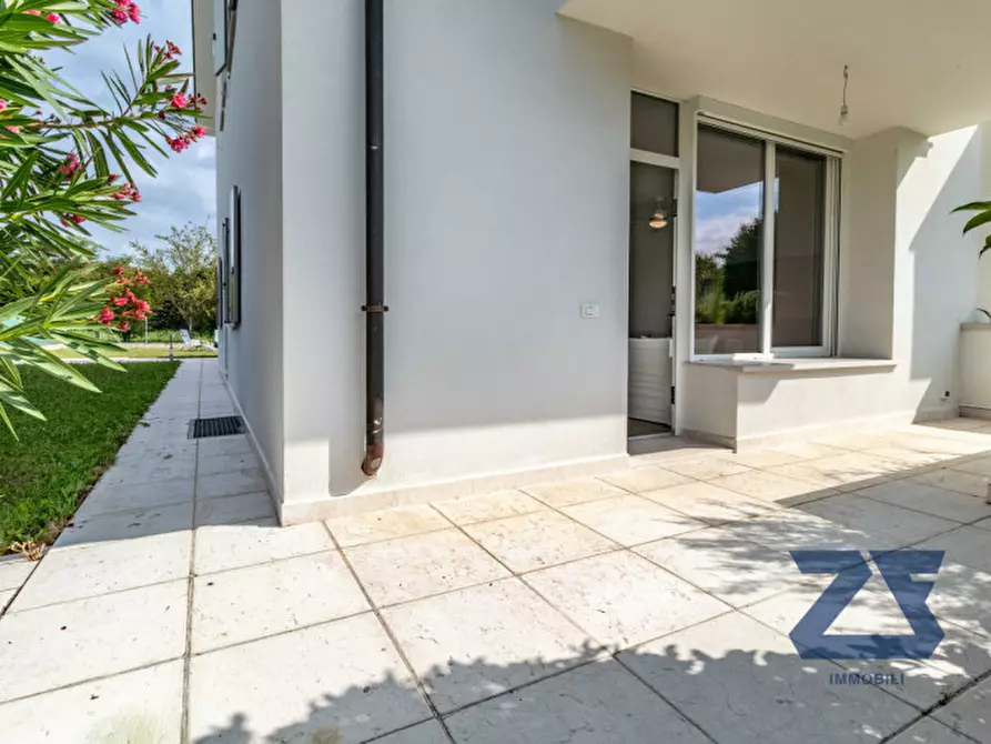 Immagine 3 di Casa bifamiliare in vendita  in Via Redipuglia a Castelfranco Veneto