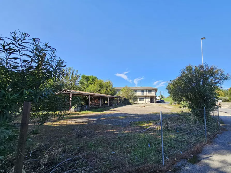 Immagine 13 di Negozio in vendita  in VIA ATHESTE a Este