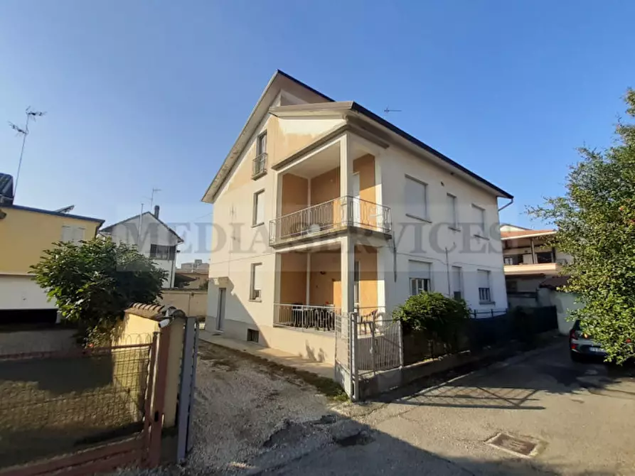 Immagine 2 di Appartamento in vendita  in via Benedetto Croce n° 3 a Mede