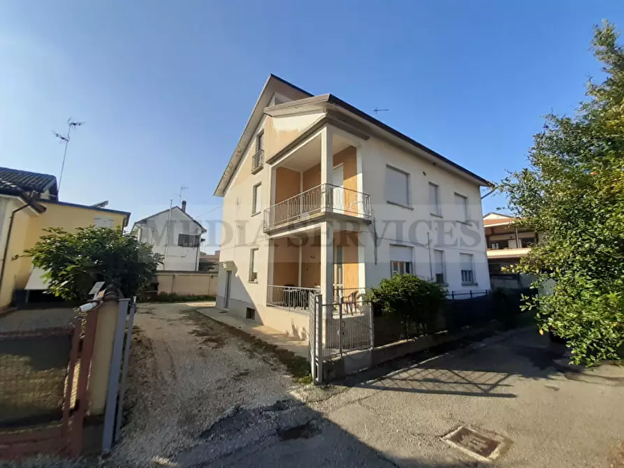 Immagine 32 di Appartamento in vendita  in via Benedetto Croce n° 3 a Mede