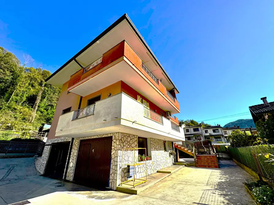 Immagine 3 di Appartamento in vendita  in Via San Rocco 15 a Valli Del Pasubio