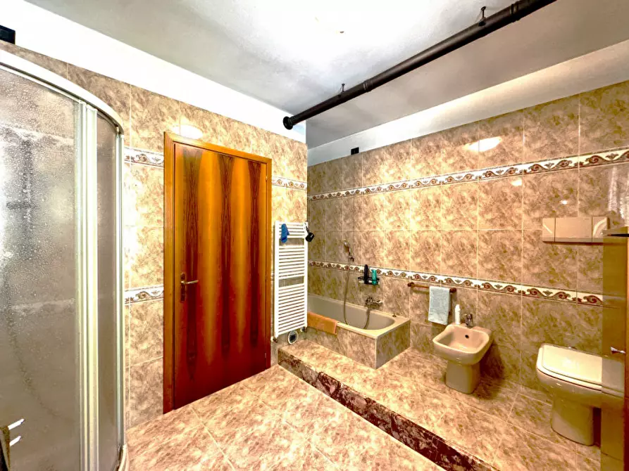 Immagine 17 di Appartamento in vendita  in Via San Rocco 15 a Valli Del Pasubio