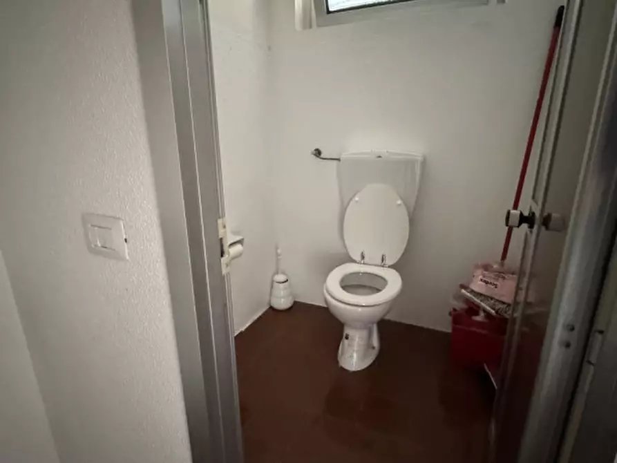 Immagine 5 di Ufficio in affitto  in Largo San Vincenzo a Sant'ippolito