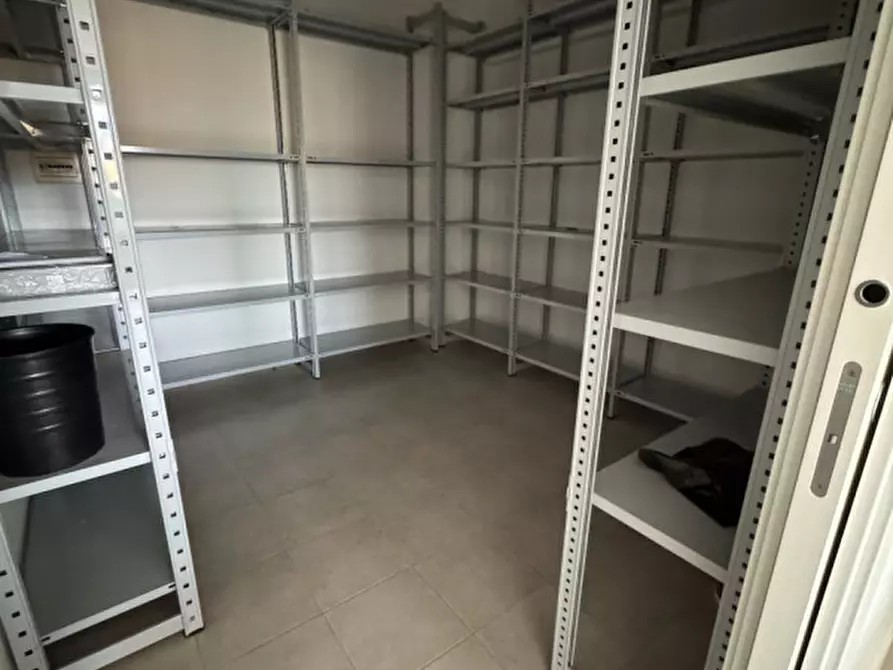 Immagine 6 di Ufficio in affitto  in Largo San Vincenzo a Sant'ippolito