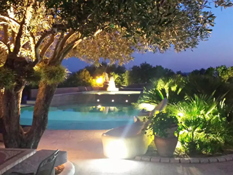 Immagine 5 di Villa in vendita  in via plebi 48 a Olbia