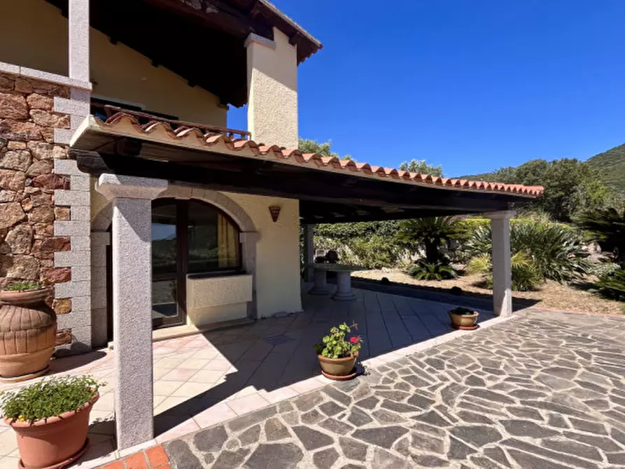 Immagine 14 di Villa in vendita  in via plebi 48 a Olbia