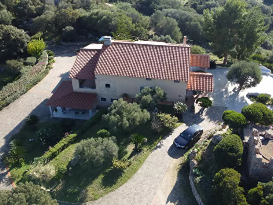 Immagine 22 di Villa in vendita  in via plebi 48 a Olbia