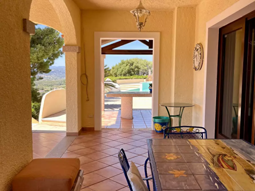 Immagine 24 di Villa in vendita  in via plebi 48 a Olbia