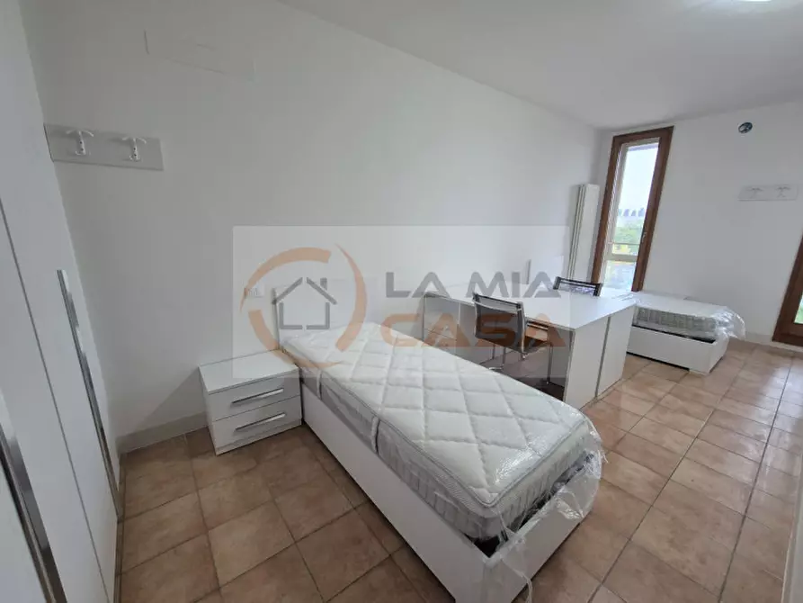 Immagine 1 di Camera in affitto  in Via Romea, n. 65/i Legnaro a Legnaro