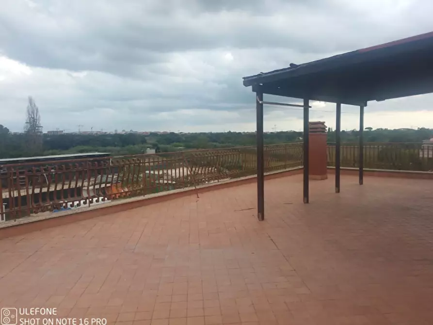 Immagine 10 di Attico in affitto  in via robbio a Roma