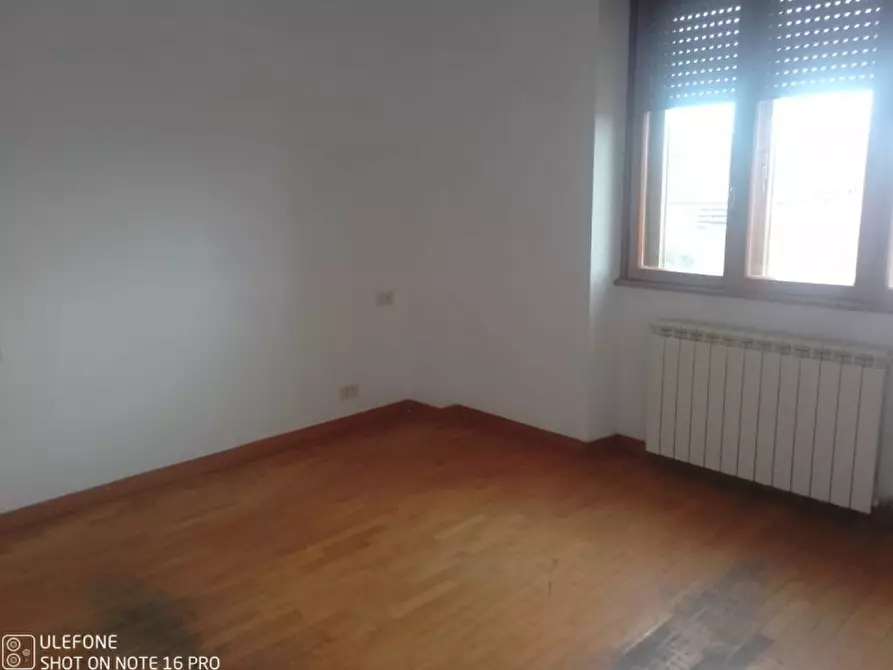 Immagine 14 di Attico in affitto  in via robbio a Roma