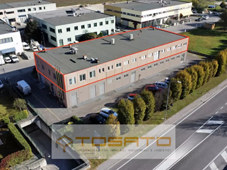 Immagine 1 di Capannone industriale in vendita  a Costermano sul Garda