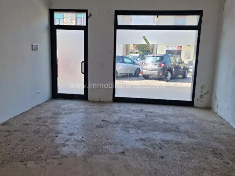 Immagine 5 di Attività commerciale in vendita  a Torrita Di Siena