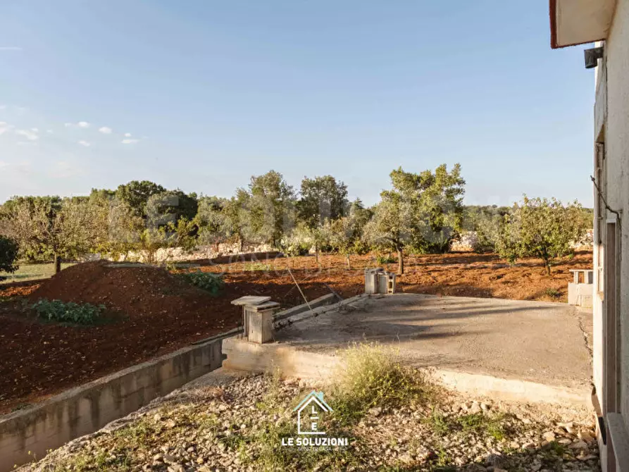 Immagine 11 di Villa in vendita  in strada comunale pozzo caterina a Putignano