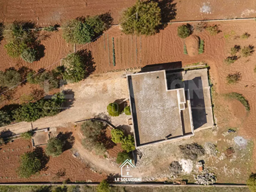Immagine 26 di Villa in vendita  in strada comunale pozzo caterina a Putignano