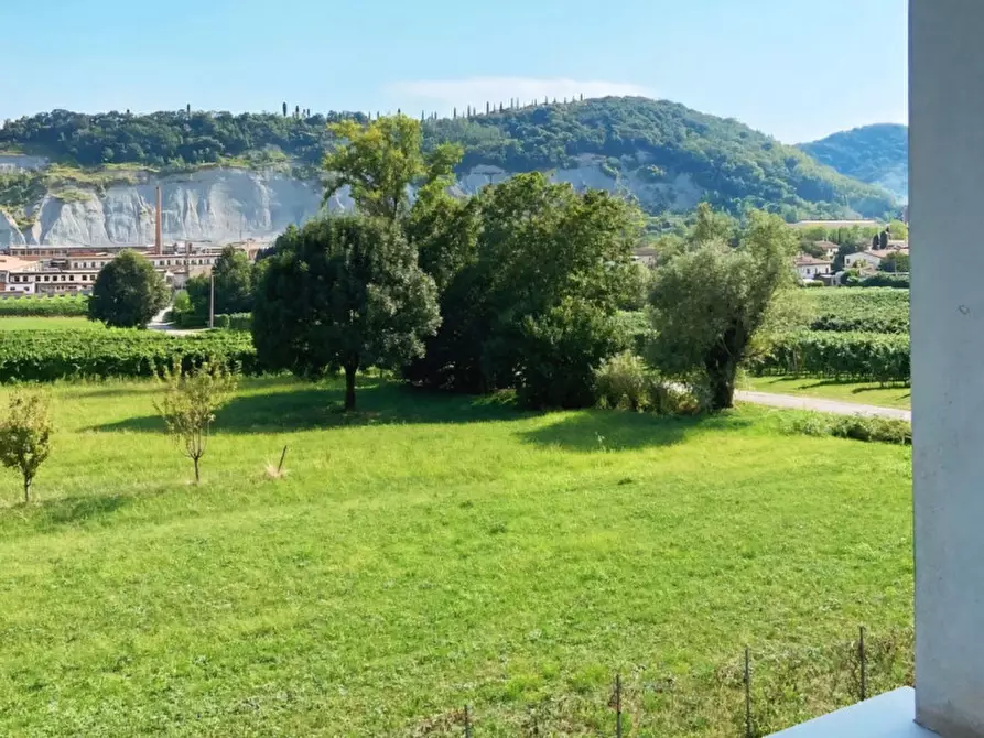 Immagine 1 di Casa bifamiliare in vendita  in via morera a Possagno