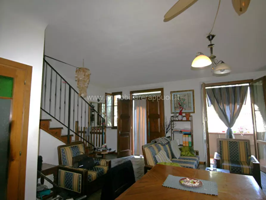 Immagine 2 di Villetta a schiera in vendita  a Torrita Di Siena