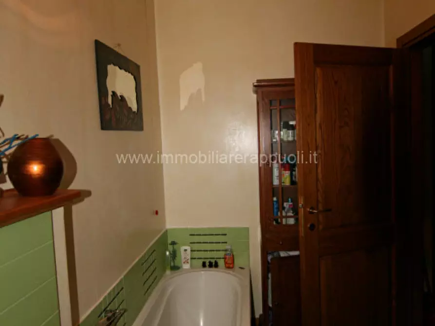 Immagine 9 di Villetta a schiera in vendita  a Torrita Di Siena