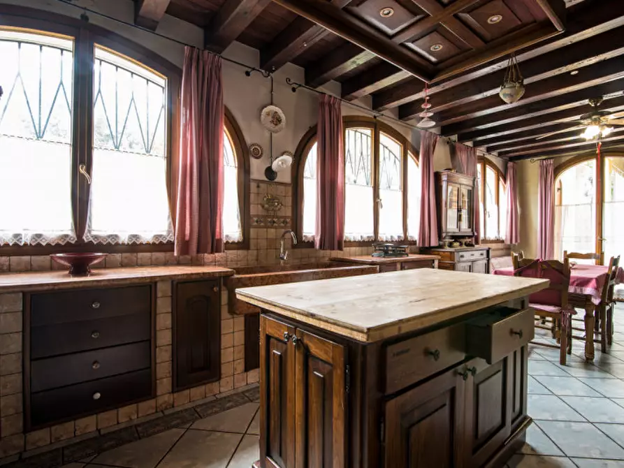 Immagine 8 di Villa in vendita  a Selvazzano Dentro