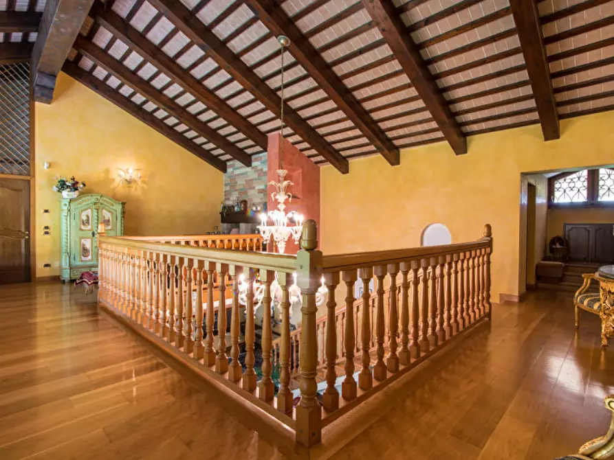 Immagine 12 di Villa in vendita  a Selvazzano Dentro