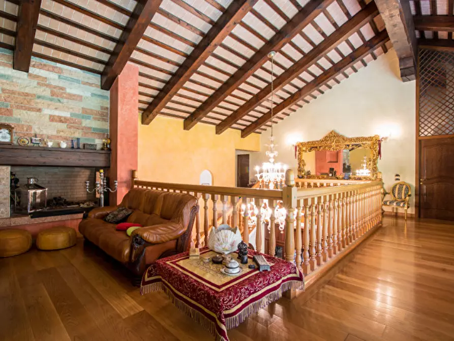 Immagine 13 di Villa in vendita  a Selvazzano Dentro