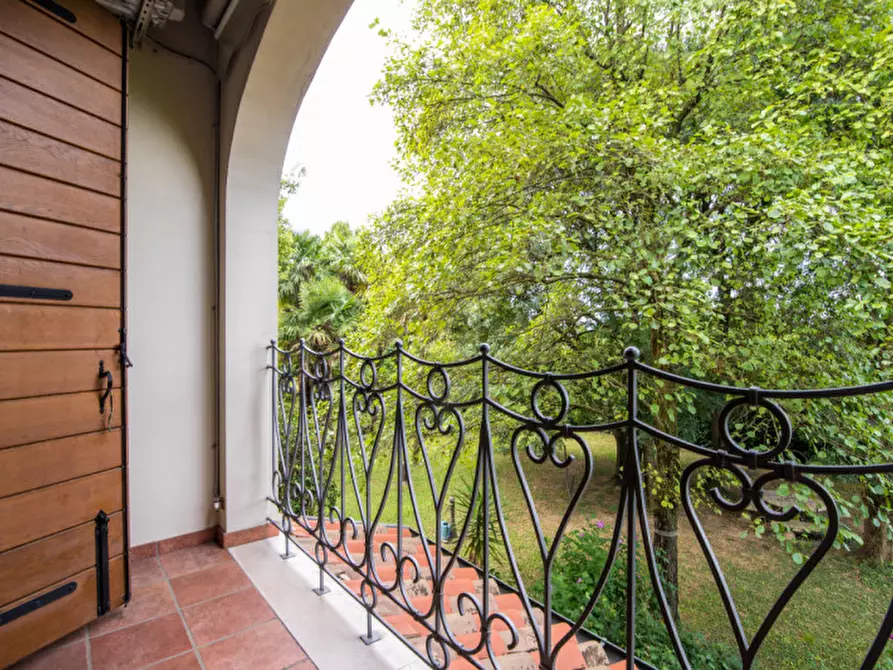 Immagine 26 di Villa in vendita  a Selvazzano Dentro