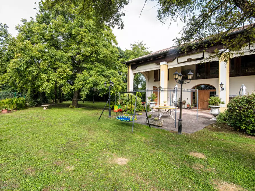 Immagine 29 di Villa in vendita  a Selvazzano Dentro