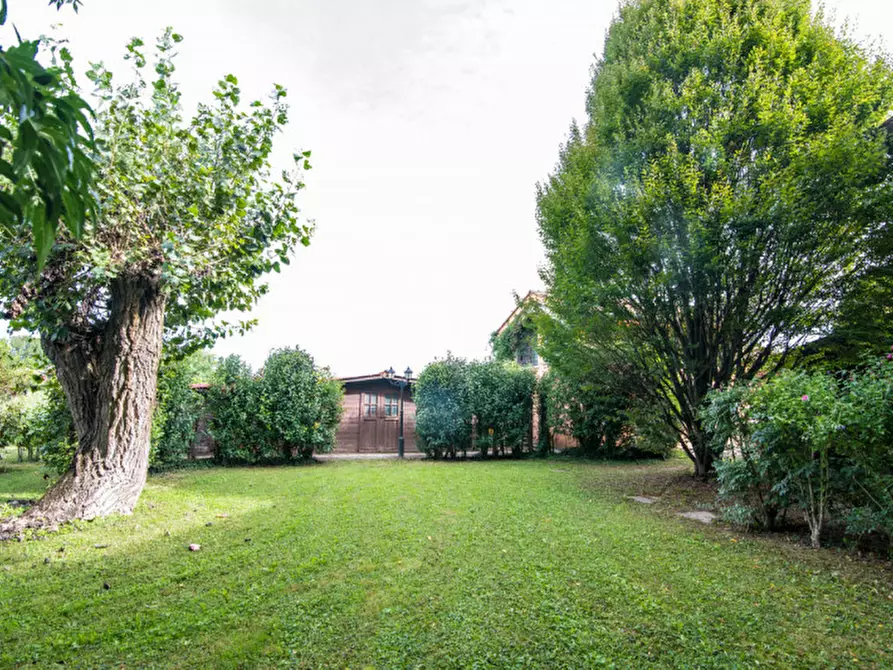 Immagine 31 di Villa in vendita  a Selvazzano Dentro