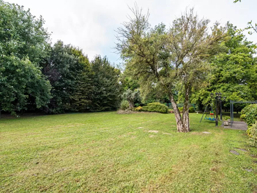 Immagine 35 di Villa in vendita  a Selvazzano Dentro