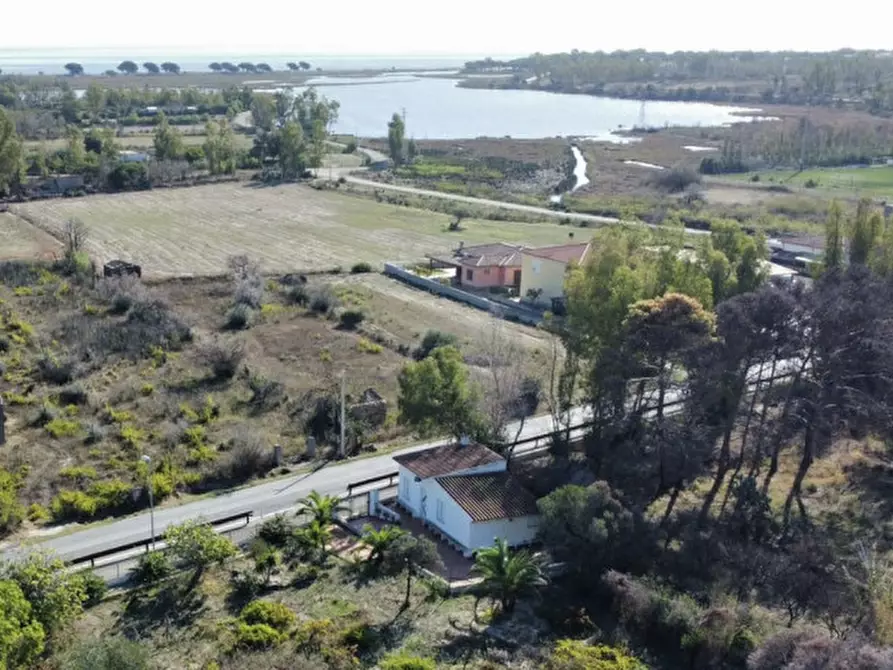 Immagine 2 di Villa in vendita  a Posada