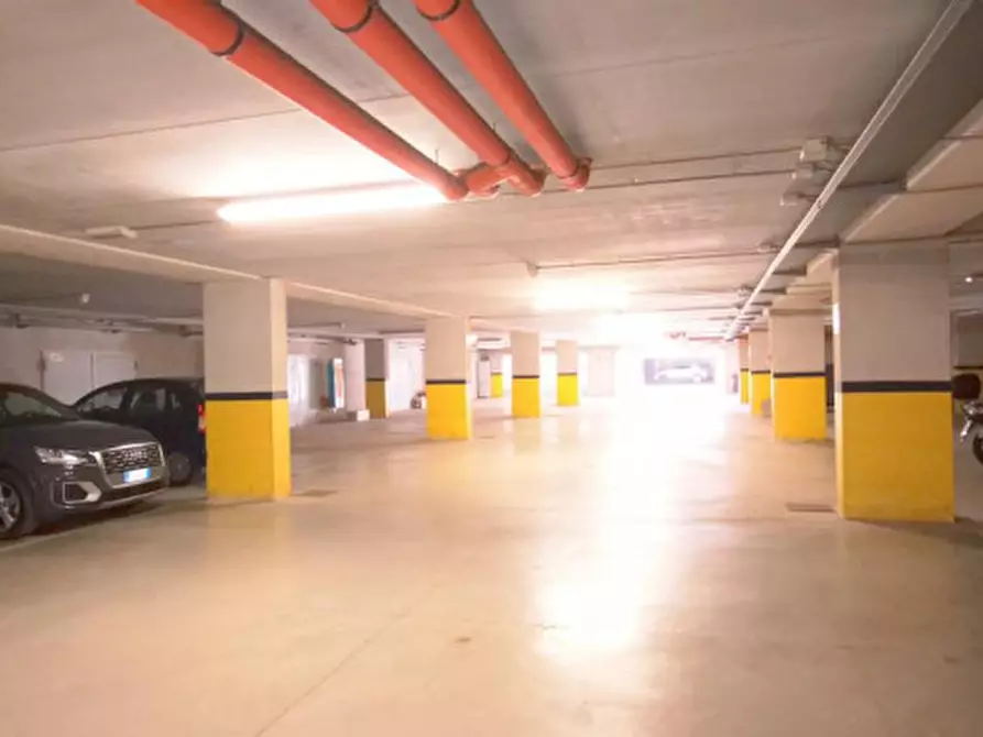 Immagine 7 di Negozio in affitto  in strada vecchia del pinocchio 31 a Ancona