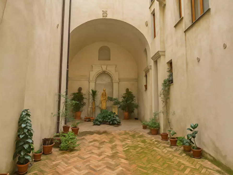 Immagine 16 di Appartamento in vendita  in VIA DEI PETTINARI a Roma