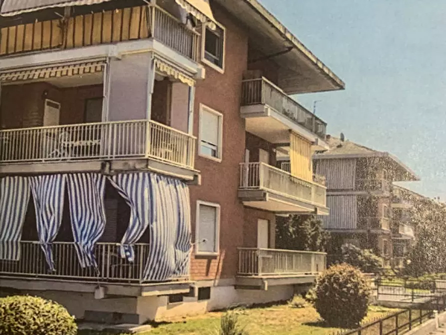 Immagine 1 di Appartamento in vendita  in via Thaon di Revel a Poirino