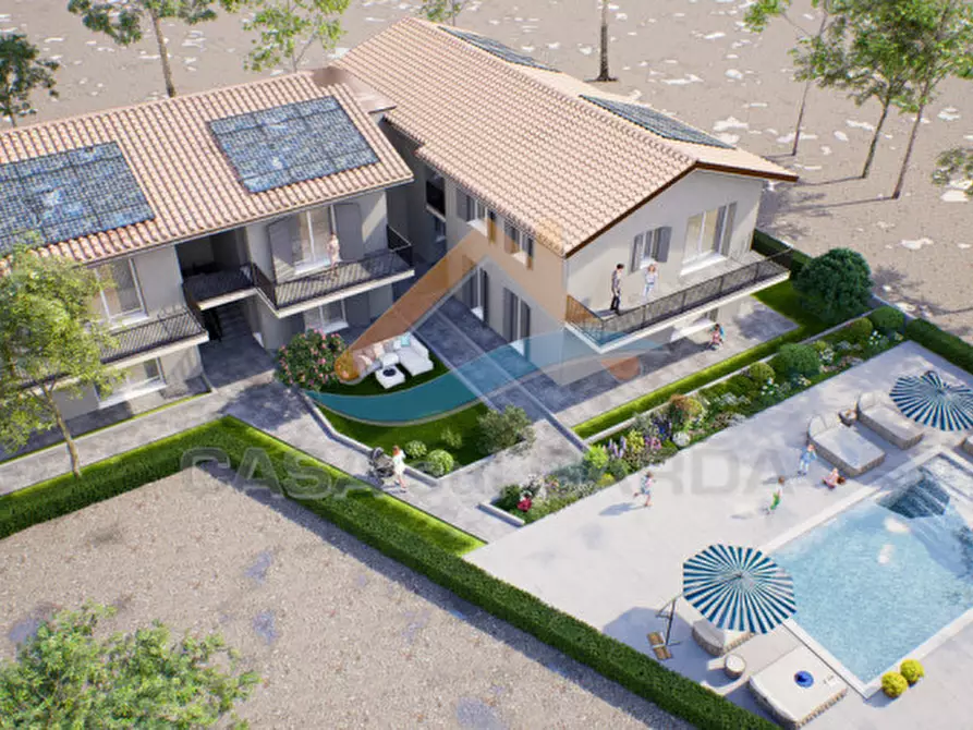 Immagine 3 di Appartamento in vendita  a Peschiera Del Garda