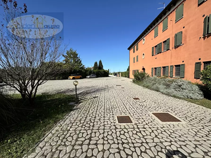 Immagine 2 di Appartamento in vendita  in Stradone Marmorta 25 a Molinella