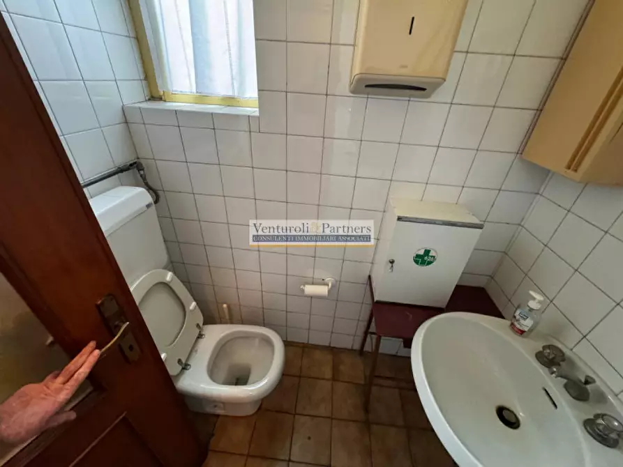 Immagine 6 di Magazzino in affitto  in via garibaldi a Rezzato