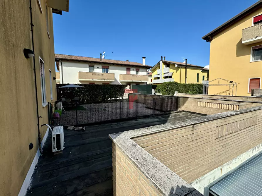 Immagine 8 di Appartamento in vendita  in via carducci a Villanova Di Camposampiero