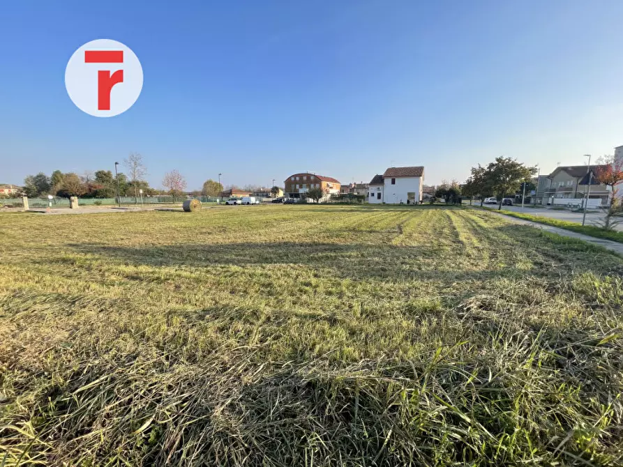 Immagine 1 di Terreno in vendita  in Via Guglielmo Marconi a Curtarolo