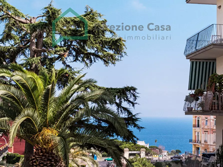 appartamento in vendita a Napoli in zona Posillipo