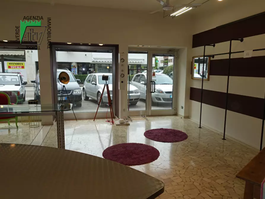 Immagine 9 di Negozio in vendita  in Mezzolombardo via Arturo de Varda a Mezzolombardo