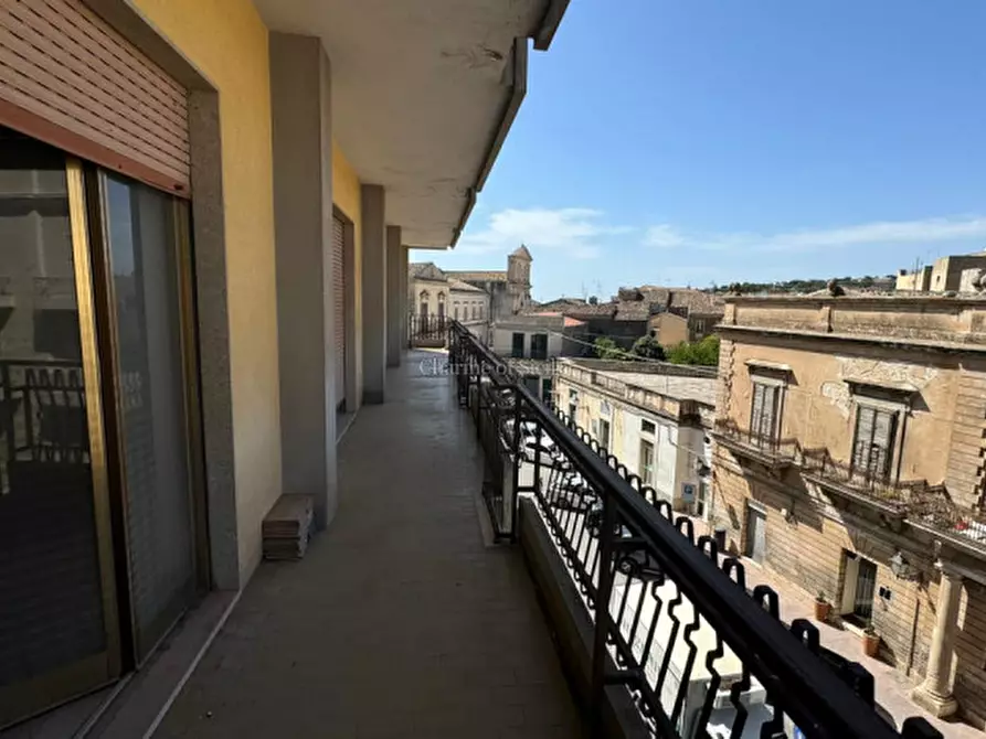 Immagine 6 di Appartamento in vendita  a Modica