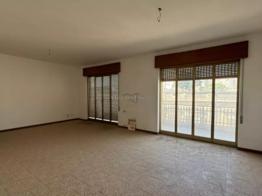 Immagine 14 di Appartamento in vendita  a Modica