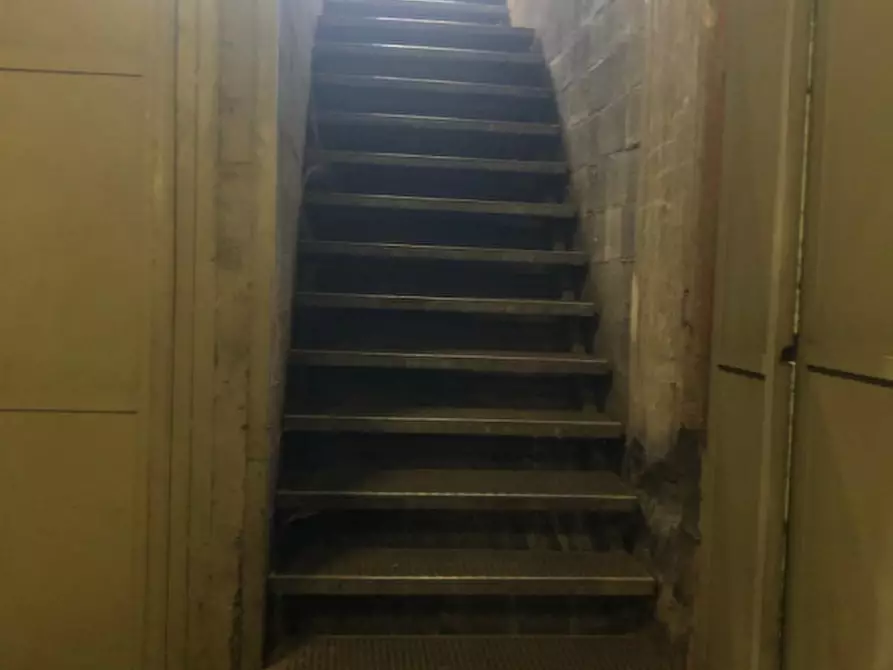 Immagine 6 di Magazzino in vendita  in Via Chambery 119 a Torino