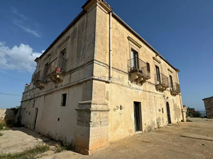 Immagine 6 di Villa in vendita  a Ragusa